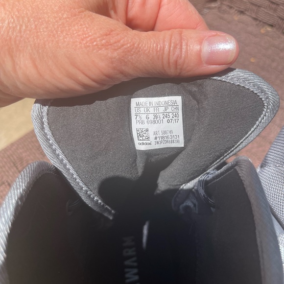 Adidas Terrex Women’s insulated winter adventure boots - Picture 4 of 5